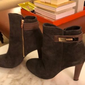 Suede bootie
